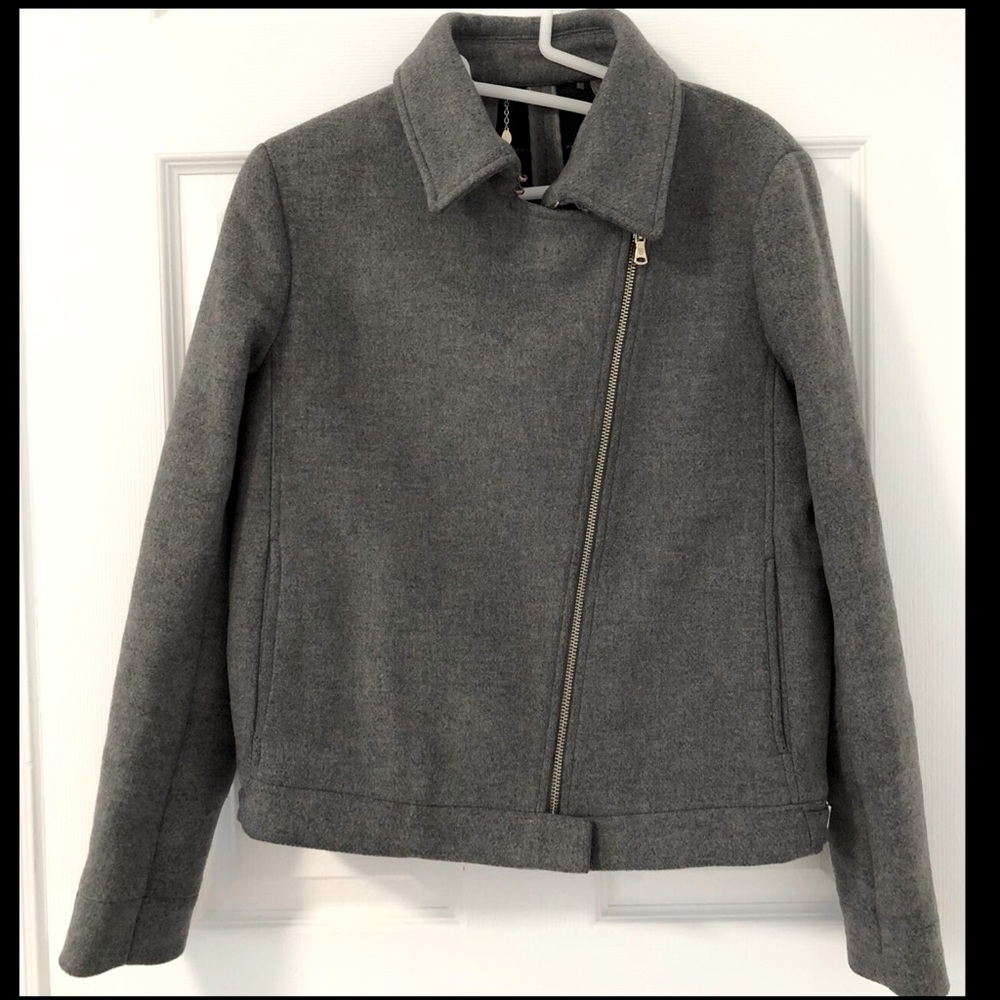 Massimo Dutti Asymmetrical Cropped Wool Coat